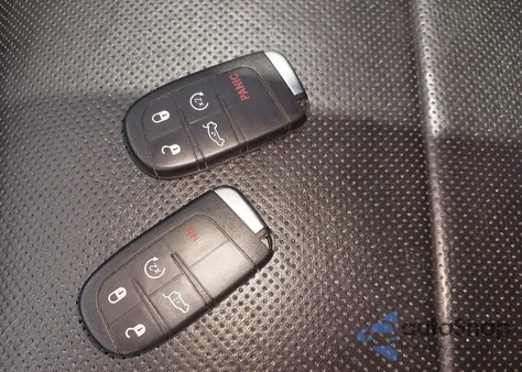 2017 Chrysler 300 300S Alloy Edition from USA, damaged, VIN 2C3CCABG1HH593898